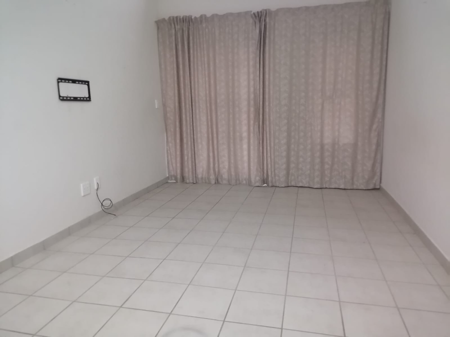 To Let 3 Bedroom Property for Rent in Waterval East North West